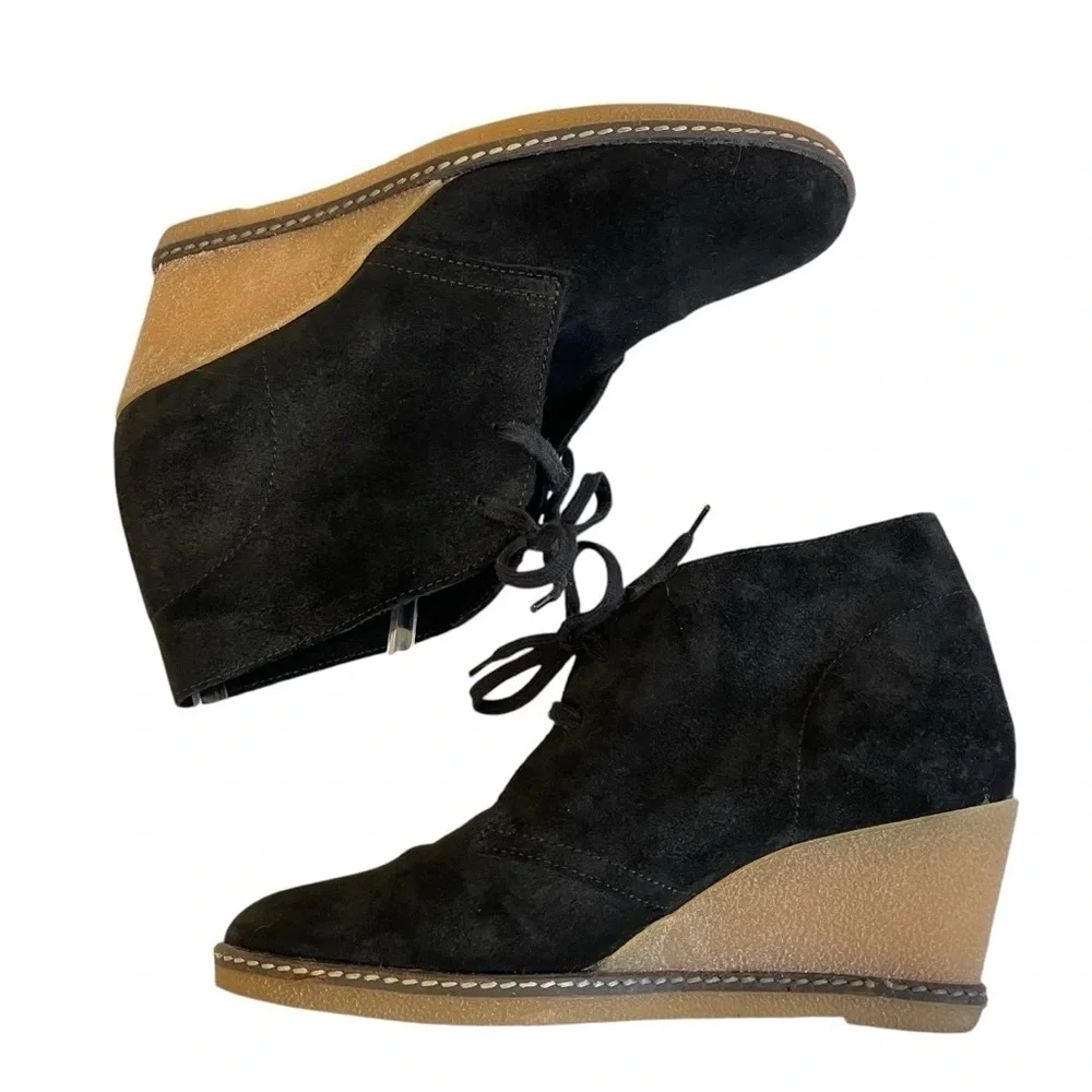 J. Crew Women’s Size 10 Black Suede Wedge Boots. Made in 🇮🇹 Italy. Lace up.